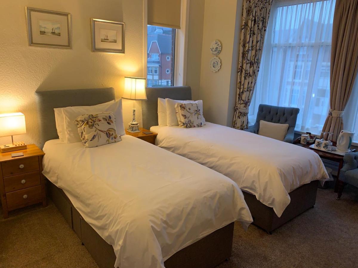 Bed and Breakfast The Gaydon Lytham St Annes Exteriér fotografie