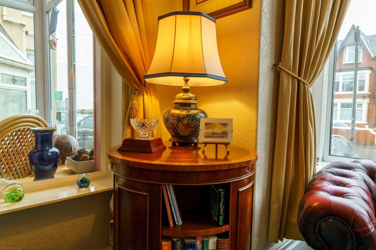 Bed and Breakfast The Gaydon Lytham St Annes Exteriér fotografie