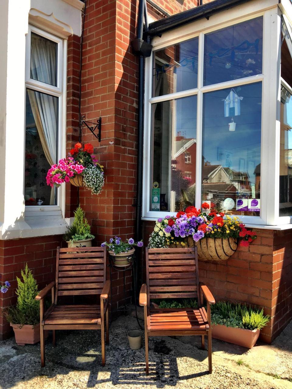 Bed and Breakfast The Gaydon Lytham St Annes Exteriér fotografie